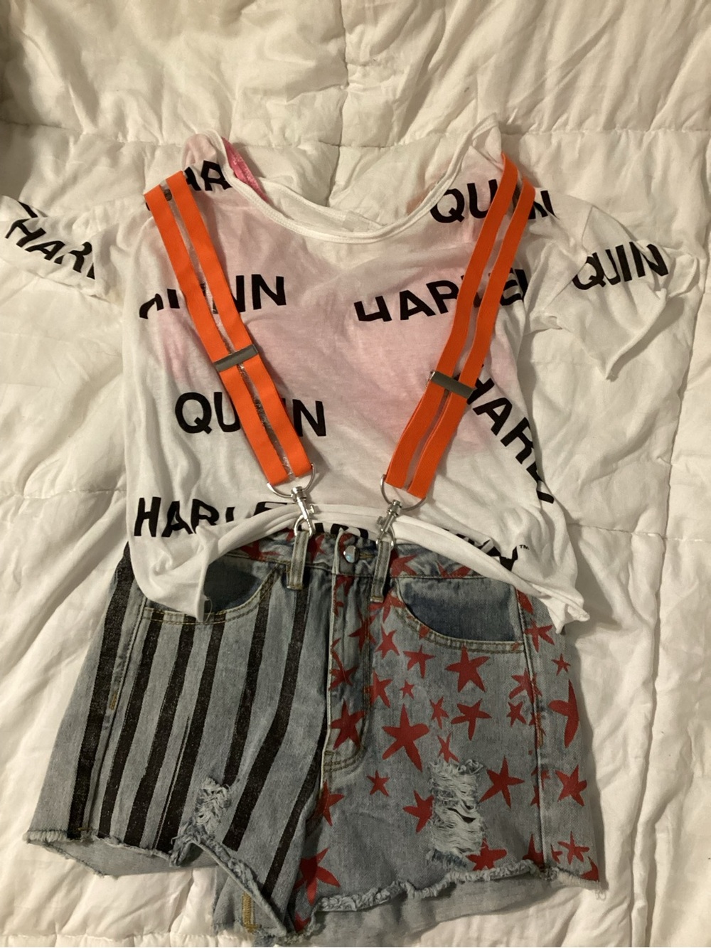 Harley Quinn Outfit/Costumes, white shirt, pink bra, shorts and suspenders